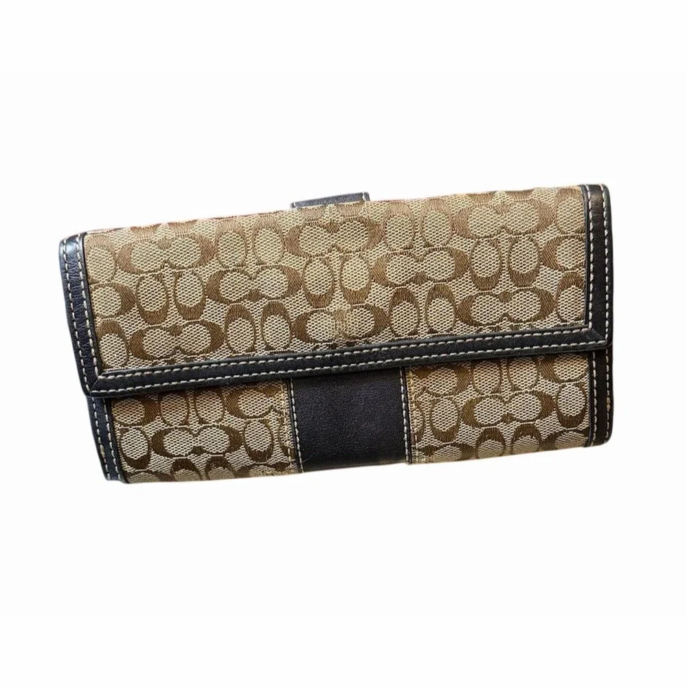 Coach long wallet